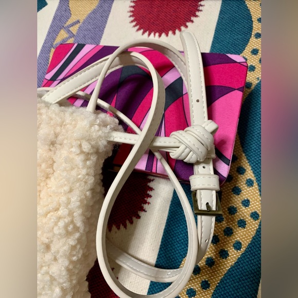 🍀Universal Thread Bags | Cream Sherpa Fuzzy Phone Crossbody#🍀UNIVER - Picture 6 of 13